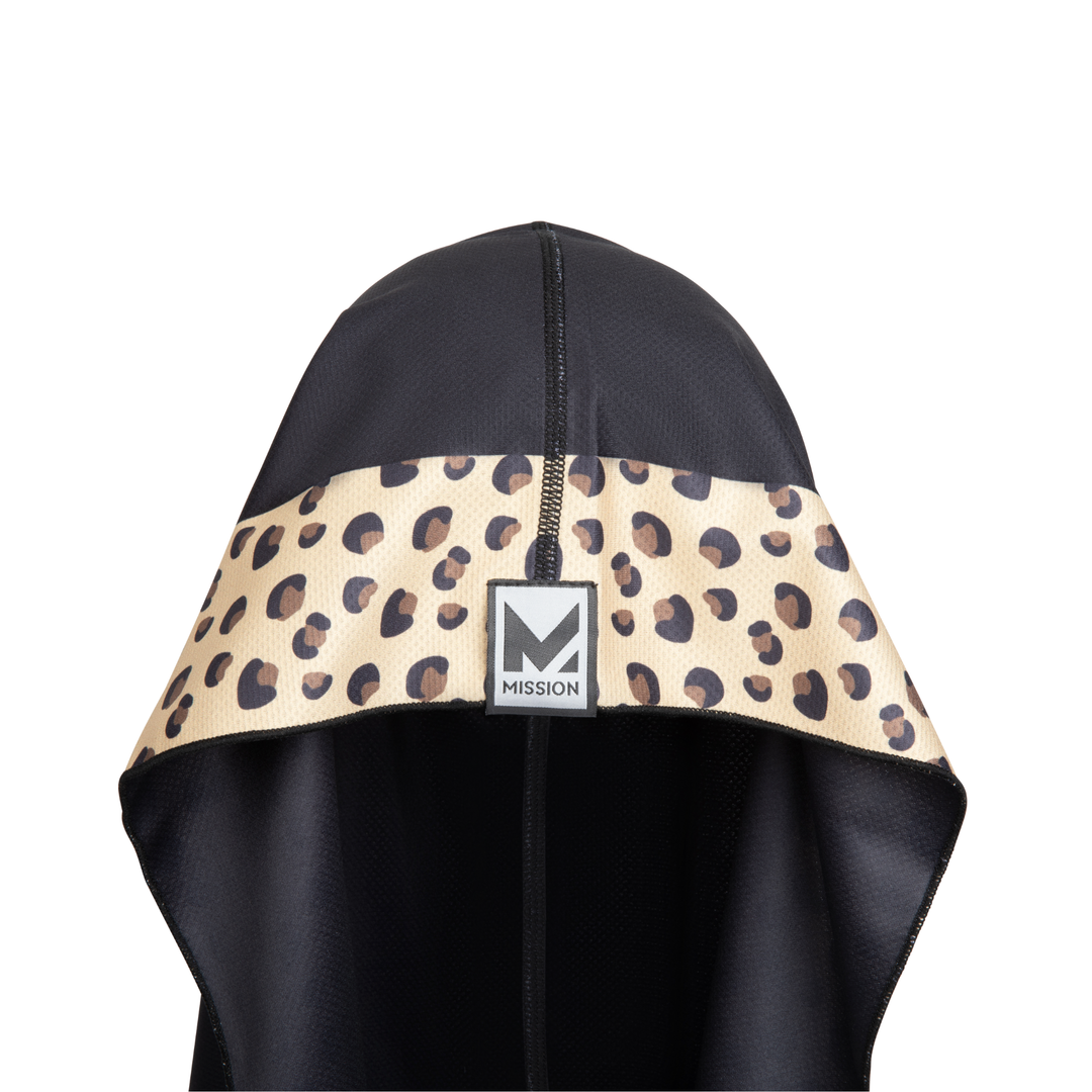 フーディータオル - UPF50で紫外線も防げる、汗をかいてもサラッとドライ、運動後の汗冷えを防ぐ吸汗速乾タオル